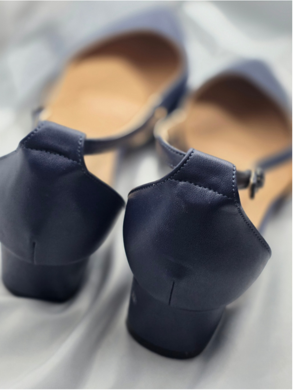 Women's Showforest Navy Pointed Toe Slingback Heels Size 9.5 wedding bridesmaid - Picture 3 of 5